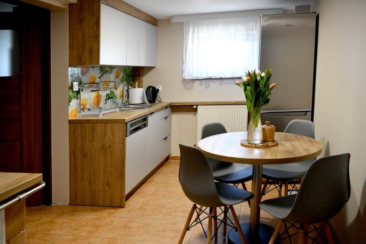Apartament Anna Bachowice Bagian luar foto